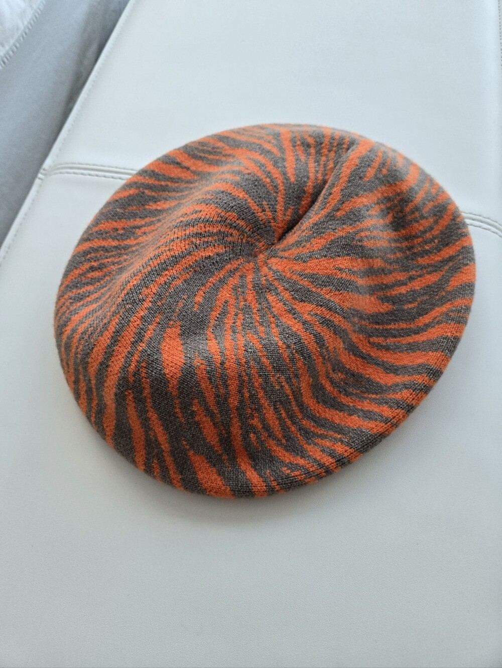 Zebra-Stripe Knit Beret in Orange and Gray